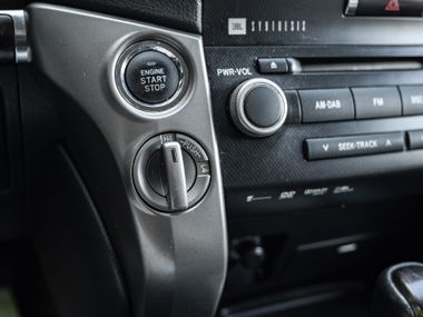 Toyota Land Cruiser 2011 года, 343 963 км - вид 15