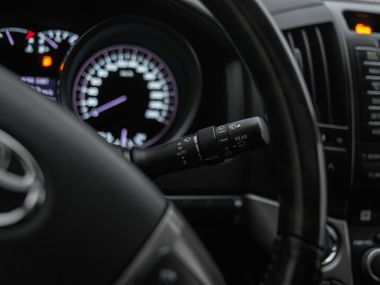 Toyota Land Cruiser 2011 года, 343 993 км - вид 8