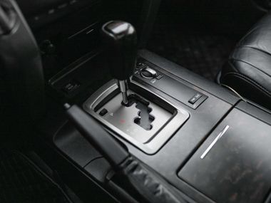Toyota Land Cruiser 2011 года, 343 993 км - вид 11