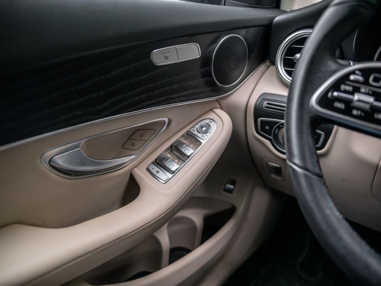 Mercedes-Benz GLC-класс 2021 года, 68 374 км - вид 11
