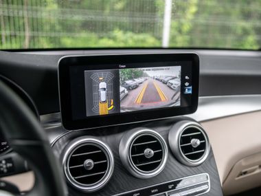 Mercedes-Benz GLC-класс 2021 года, 68 374 км - вид 9