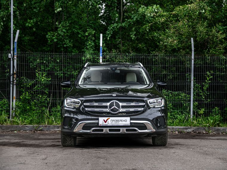 Mercedes-Benz GLC-класс 2021 года, 68 374 км - вид 3