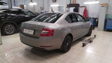 Skoda Octavia 2017 года, 152 500 км - вид 3