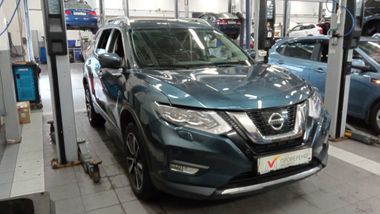 Nissan X-Trail 2020 года, 60 347 км - вид 3