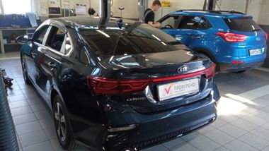 Kia Cerato 2021 года, 89 581 км - вид 4