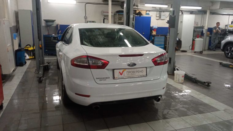 Ford Mondeo 2012 года, 120 520 км - вид 4