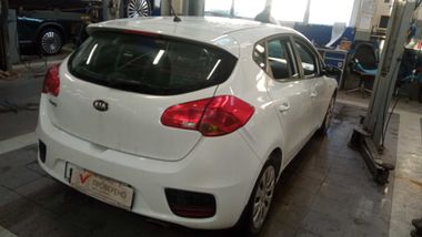 Kia Ceed 2015 года, 102 000 км - вид 3