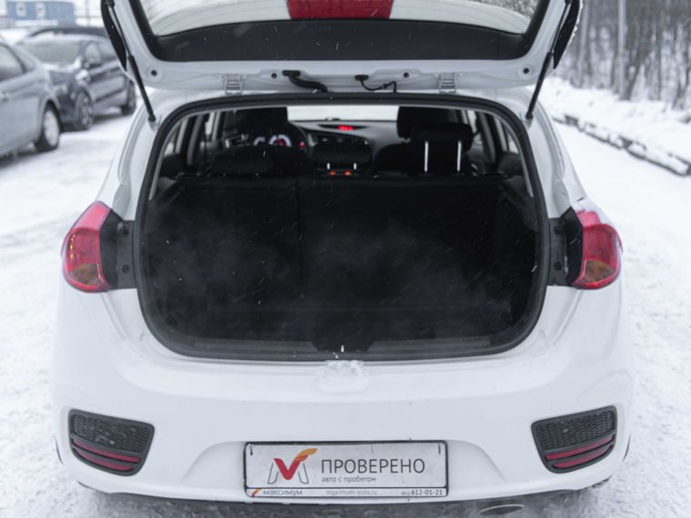 Kia Ceed 2015 года, 102 000 км - вид 12