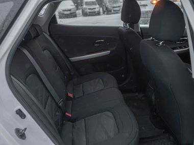 Kia Ceed 2015 года, 102 000 км - вид 10