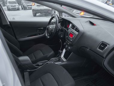 Kia Ceed 2015 года, 102 000 км - вид 11