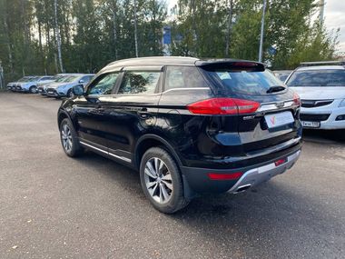 Geely Atlas 2019 года, 78 498 км - вид 7