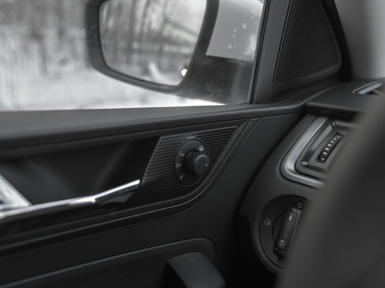 Skoda Rapid 2018 года, 130 400 км - вид 10