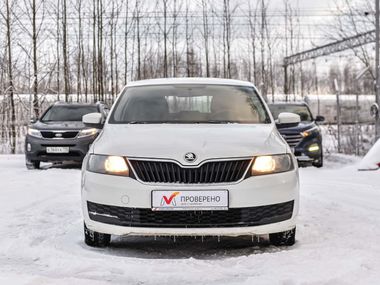 Skoda Rapid 2018 года, 130 400 км - вид 3