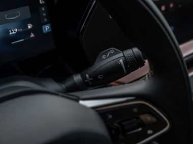 Синий Geely Monjaro 2023 года | VIN 17481668
