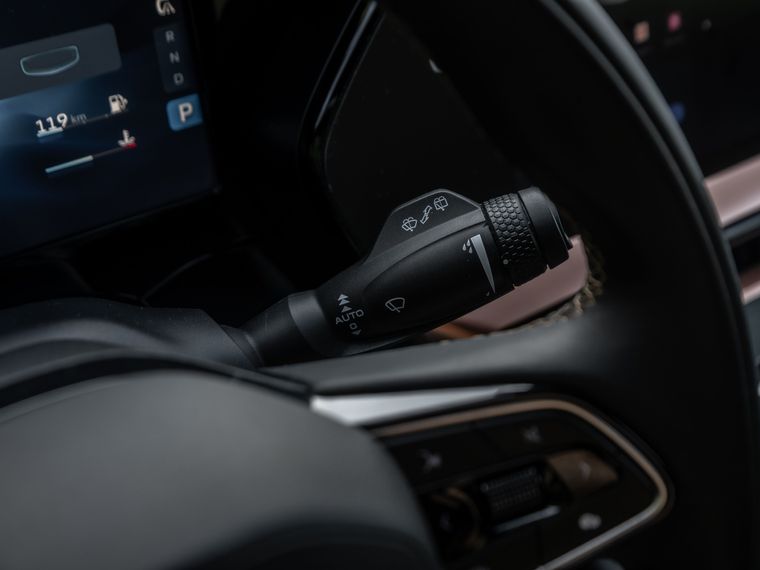 Синий Geely Monjaro 2023 года | VIN 17481668