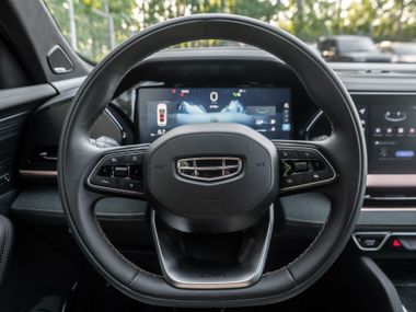 Синий Geely Monjaro 2023 года | VIN 17481668