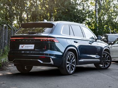Синий Geely Monjaro 2023 года | VIN 17481668
