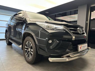 Toyota Fortuner 2019 года, 215 000 км - вид 4
