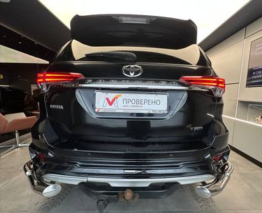 Toyota Fortuner 2019 года, 215 000 км - вид 6