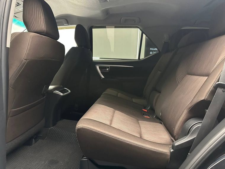 Toyota Fortuner 2019 года, 215 000 км - вид 21