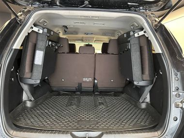 Toyota Fortuner 2019 года, 215 000 км - вид 25