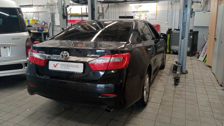 Toyota Camry 2014 года, 227 216 км - вид 3