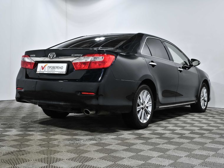 Toyota Camry 2014 года, 233 769 км - вид 5