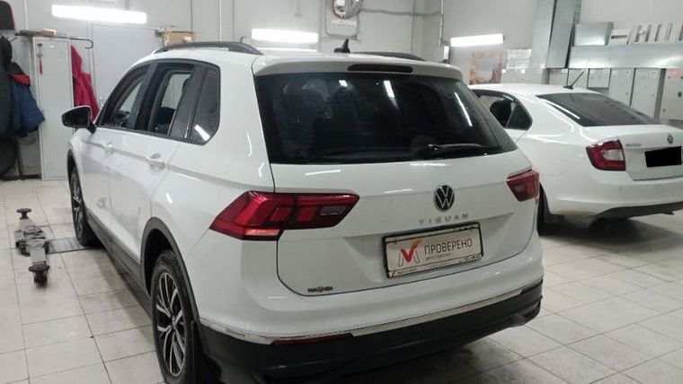 Volkswagen Tiguan 2021 года, 149 000 км - вид 4