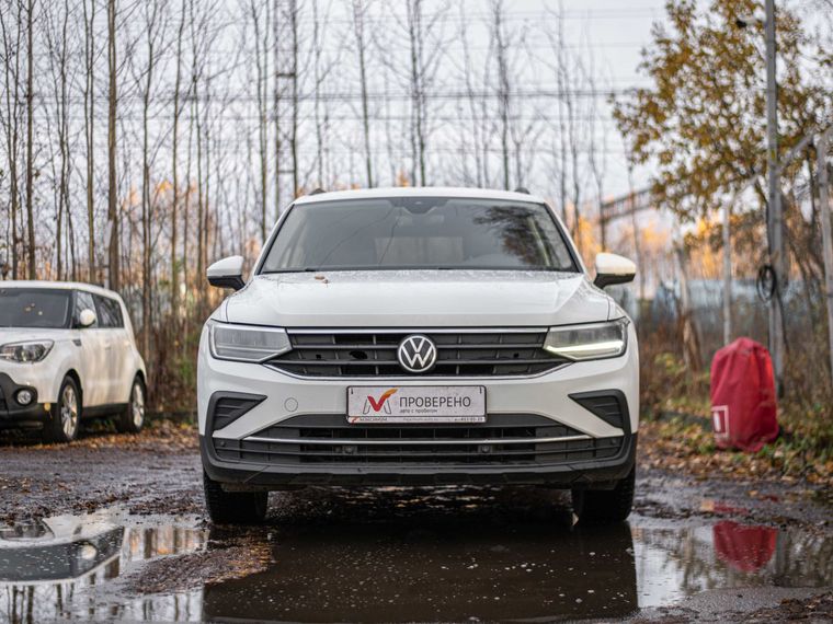 Volkswagen Tiguan 2021 года, 149 000 км - вид 3