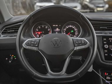 Volkswagen Tiguan 2021 года, 149 000 км - вид 6