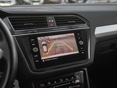 Volkswagen Tiguan 2021 года, 149 000 км - вид 8