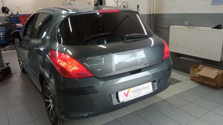 Peugeot 308 2008 года, 204 468 км - вид 4