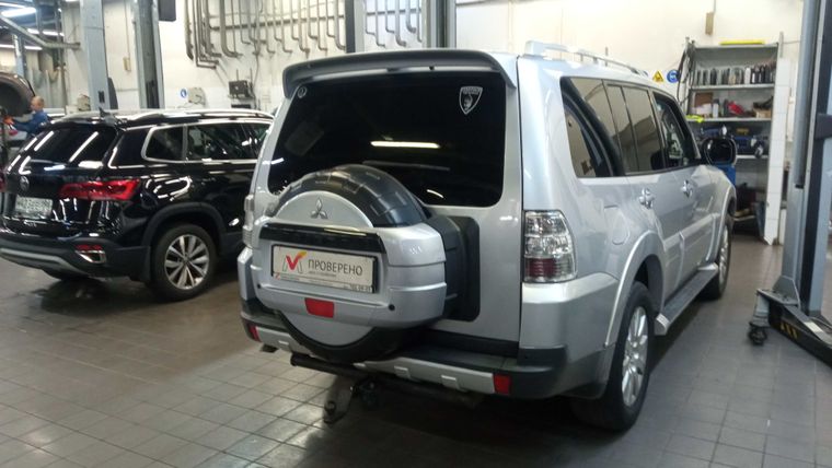 Mitsubishi Pajero 2008 года, 253 114 км - вид 3