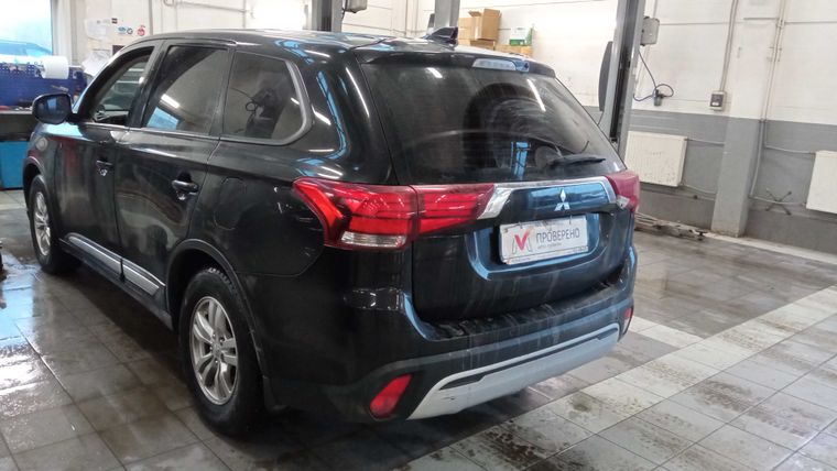 Mitsubishi Outlander 2018 года, 222 061 км - вид 4