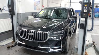 Черный Geely Monjaro 2025 года | VIN 17481668