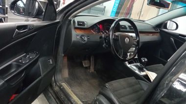 Volkswagen Passat 2008 года, 142 904 км - вид 5