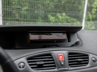 Renault Grand Scenic 2011 года, 285 824 км - вид 5