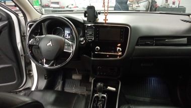 Mitsubishi Outlander 2020 года, 194 309 км - вид 5