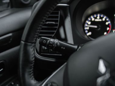 Mitsubishi Outlander 2020 года, 194 309 км - вид 6