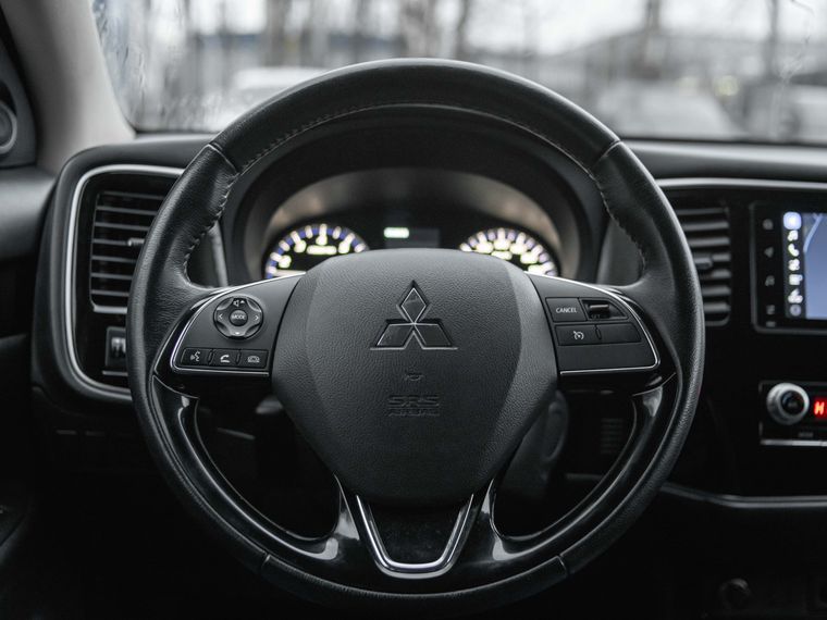 Mitsubishi Outlander 2020 года, 194 309 км - вид 7