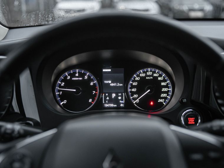 Mitsubishi Outlander 2020 года, 194 309 км - вид 5