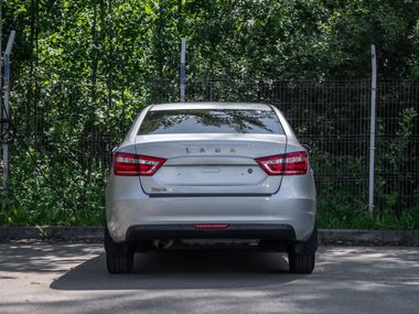 ВАЗ (LADA) Vesta 2017 года, 95 239 км - вид 4