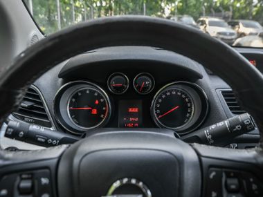 Opel Mokka 2013 года, 166 217 км - вид 5