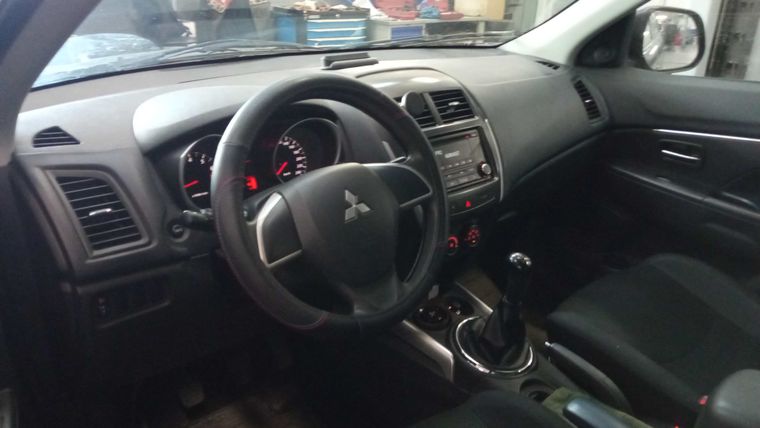 Mitsubishi ASX 2013 года, 84 202 км - вид 5