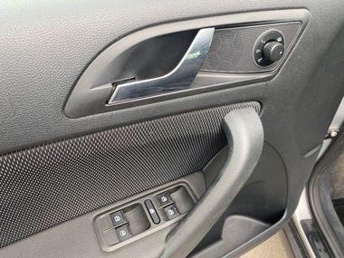 Skoda Yeti 2013 года, 181 392 км - вид 12