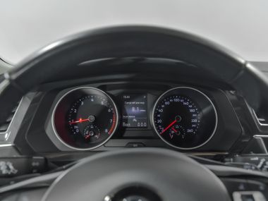 Volkswagen Tiguan 2020 года, 59 263 км - вид 7