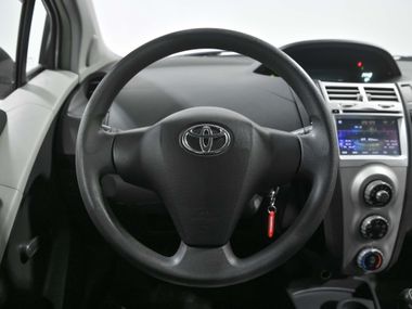 Toyota Yaris 2007 года, 196 718 км - вид 8