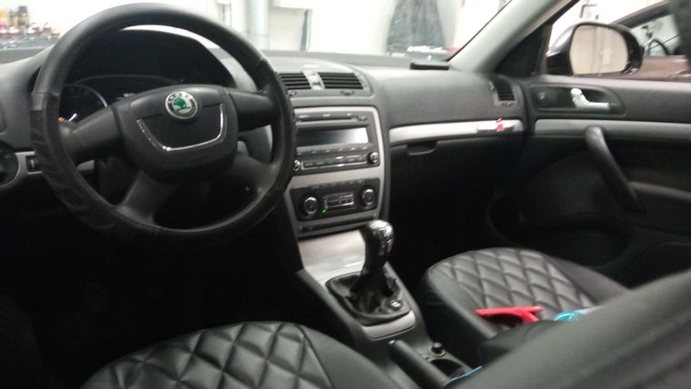 Skoda Octavia 2009 года, 282 819 км - вид 5