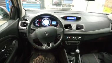 Renault Fluence 2013 года, 87 164 км - вид 5