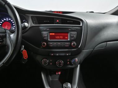 KIA Ceed 2016 года, 218 453 км - вид 10